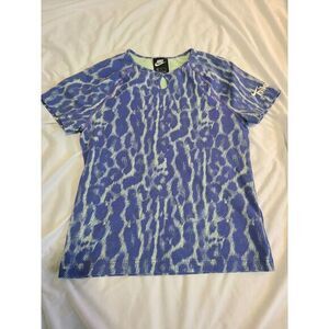Nike Womens Animal Leopard Print  Shirt 61% Cotton Size‎ Medium W/ Arm Logo